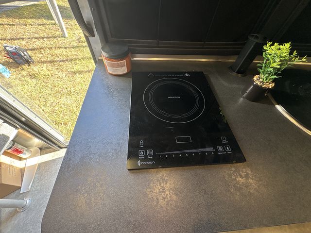 2026 Airstream 20Xe Base