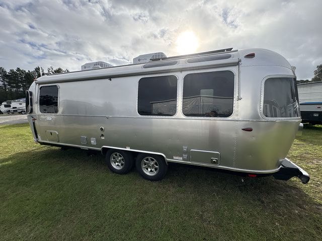 2026 Airstream 25FBT Base