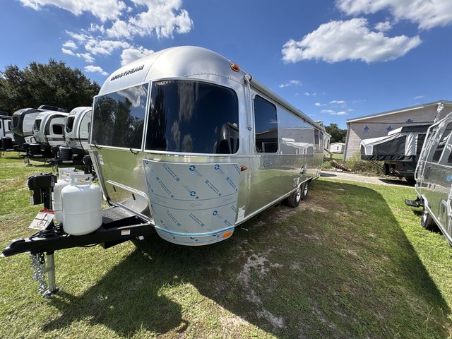 2026 Airstream 27FBQ Base