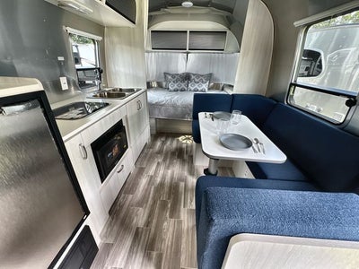 2025 Airstream 22FB Base