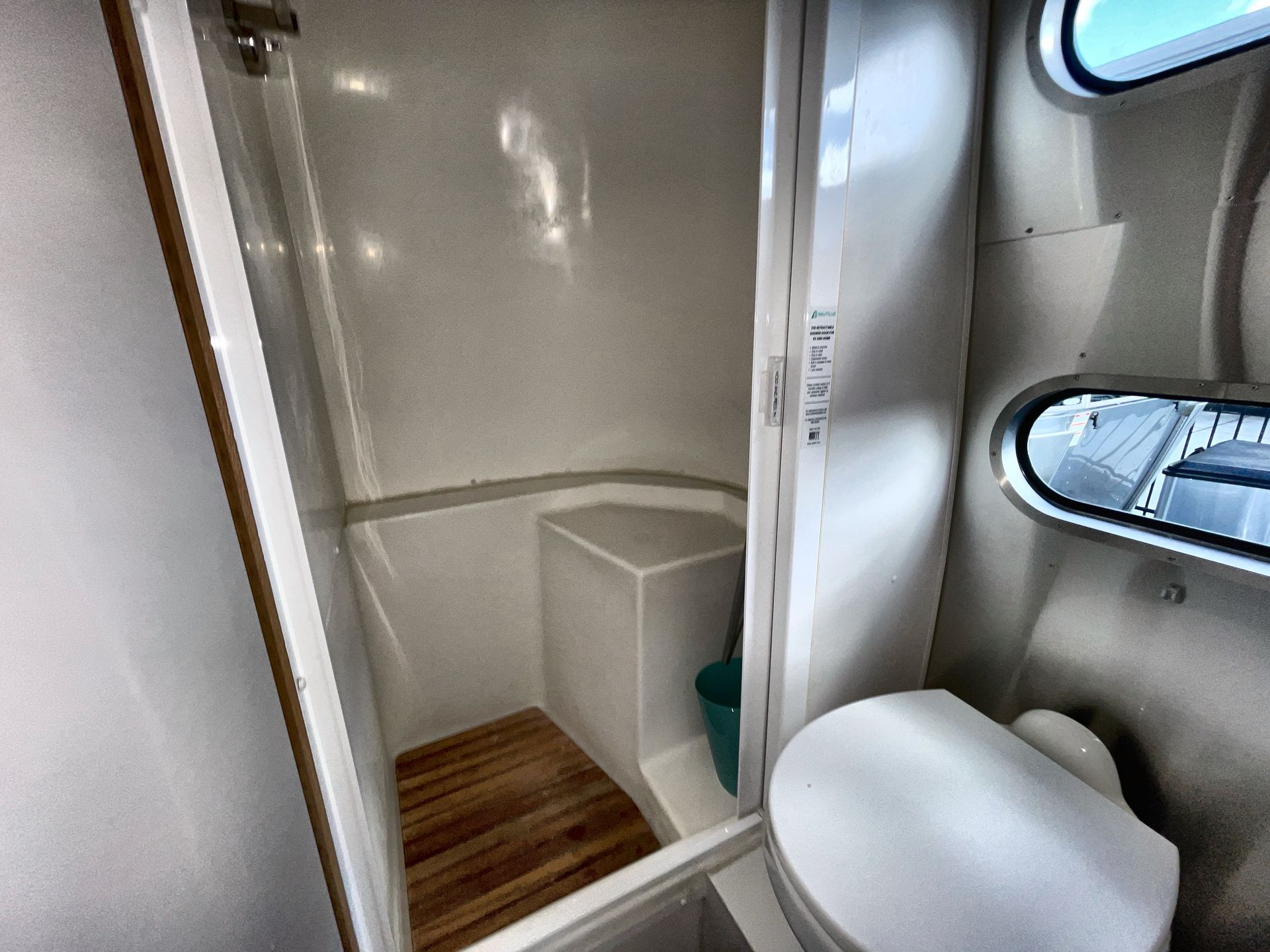 2017 Airstream 23D Base