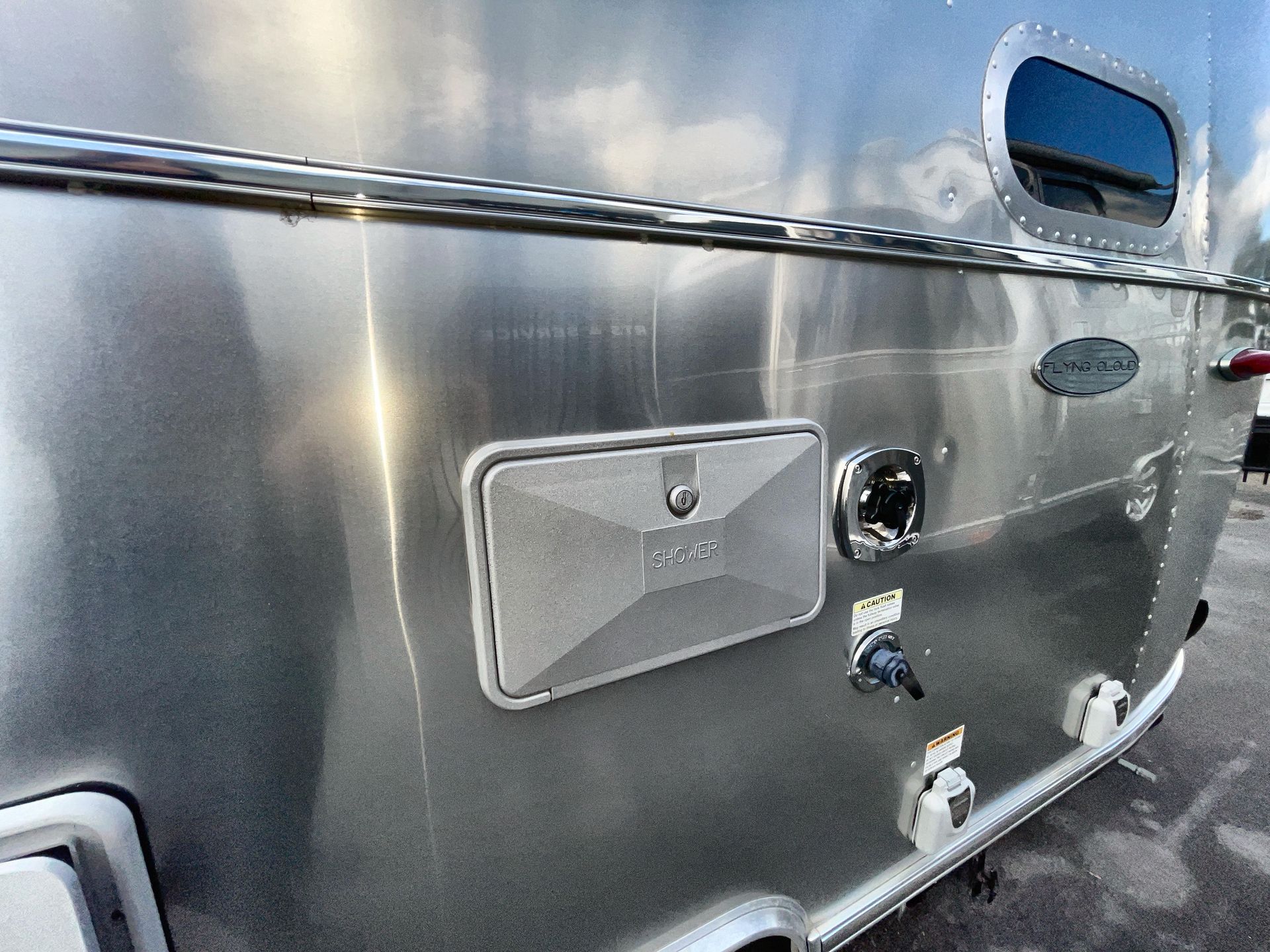 2017 Airstream 23D Base