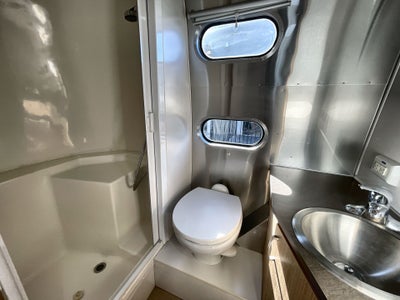 2017 Airstream 20FB Base