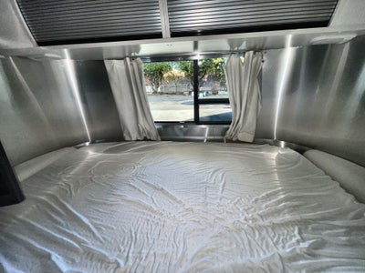 2021 Airstream 16RB Base
