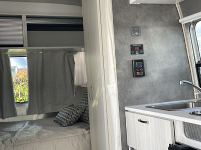 2024 Airstream 16RB Base