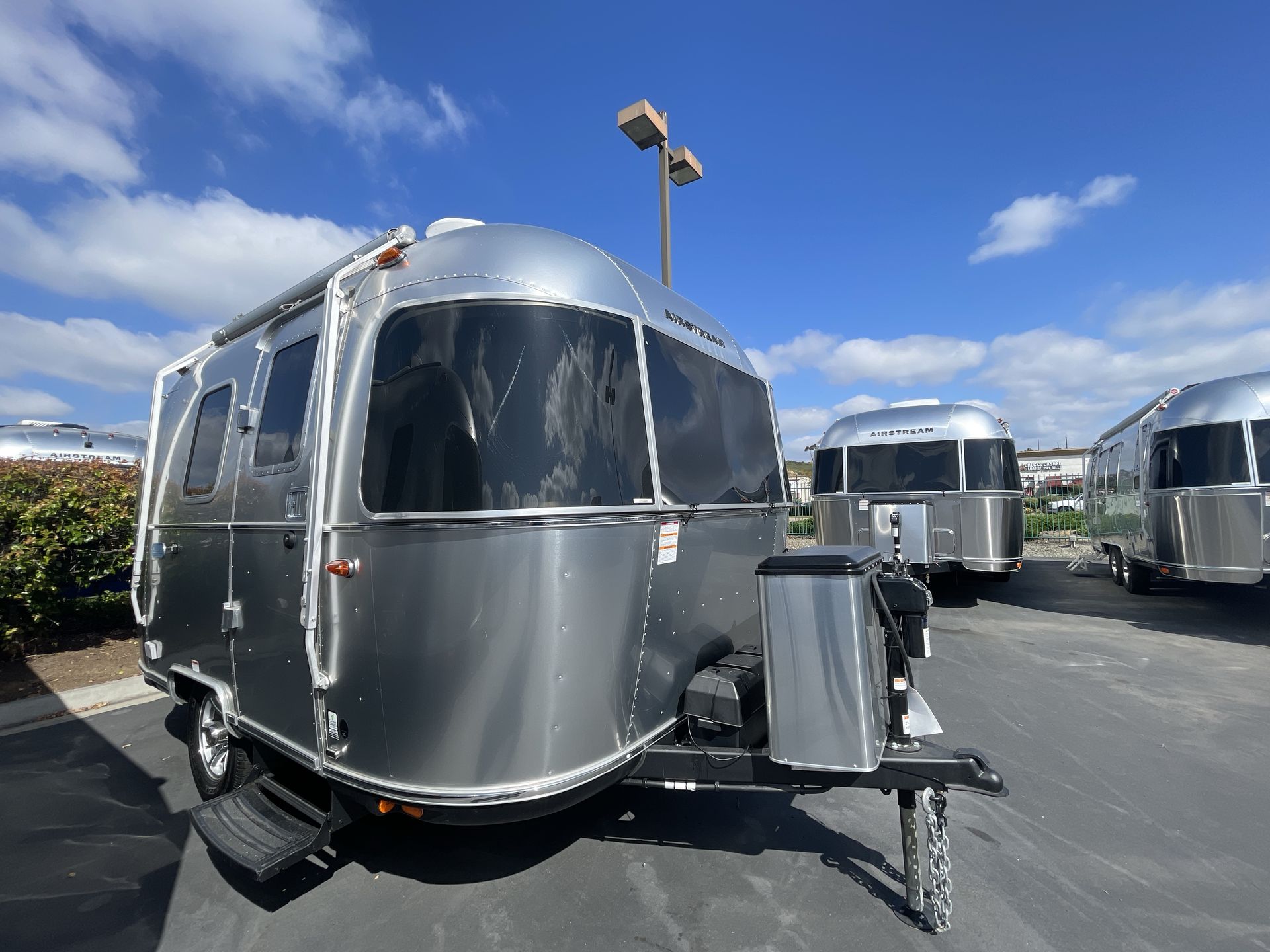 2024 Airstream 16RB Base