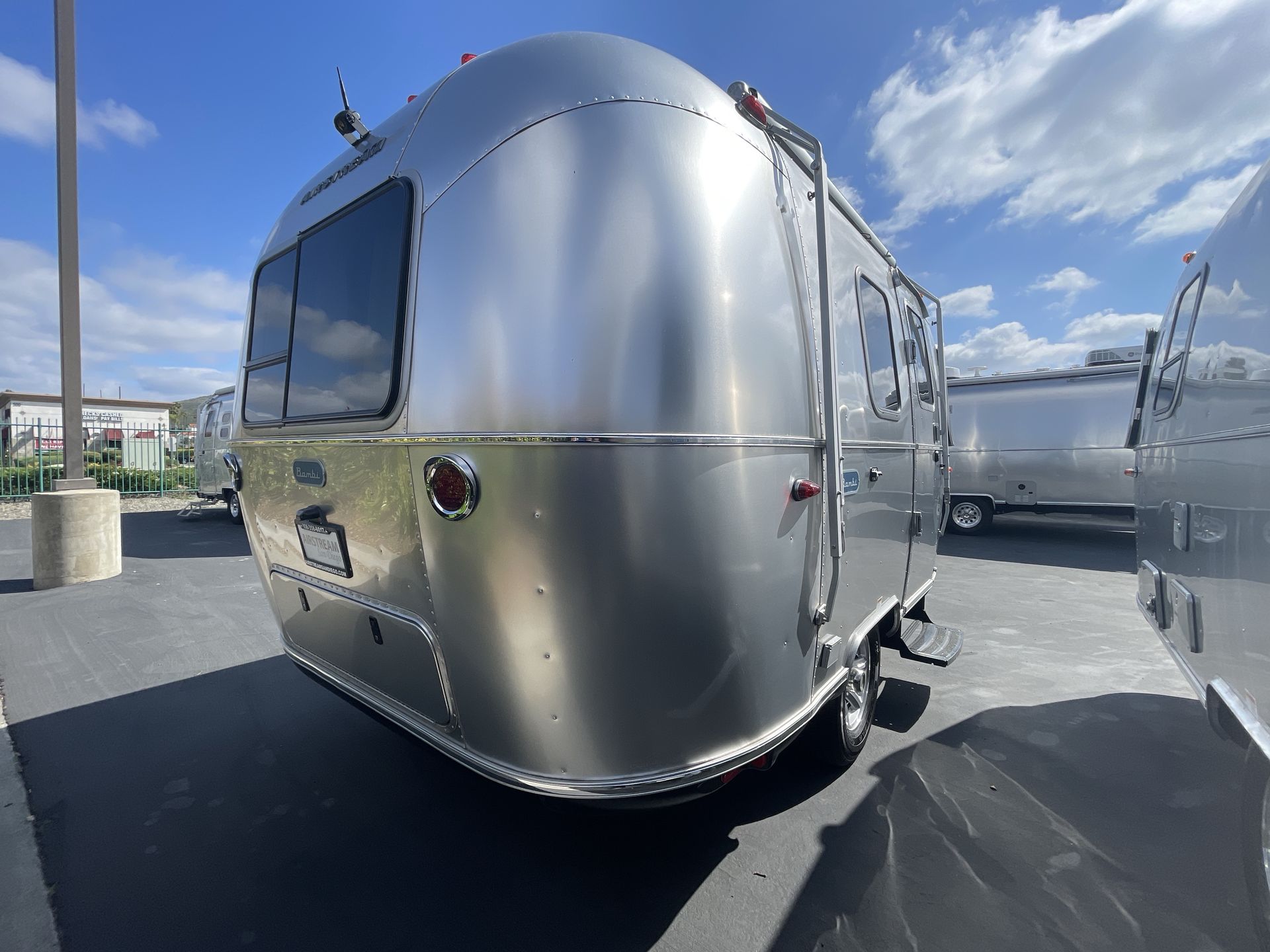 2024 Airstream 16RB Base