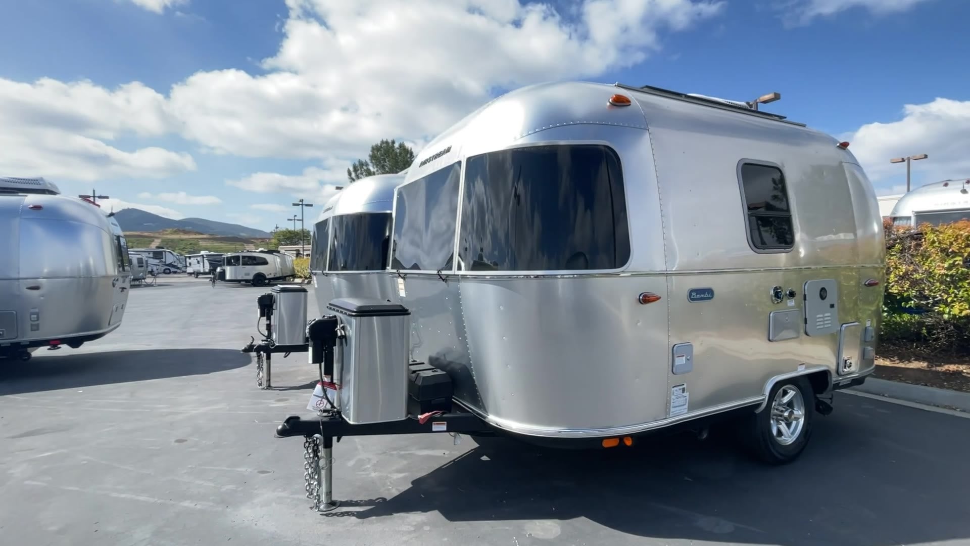 2024 Airstream 16RB Base