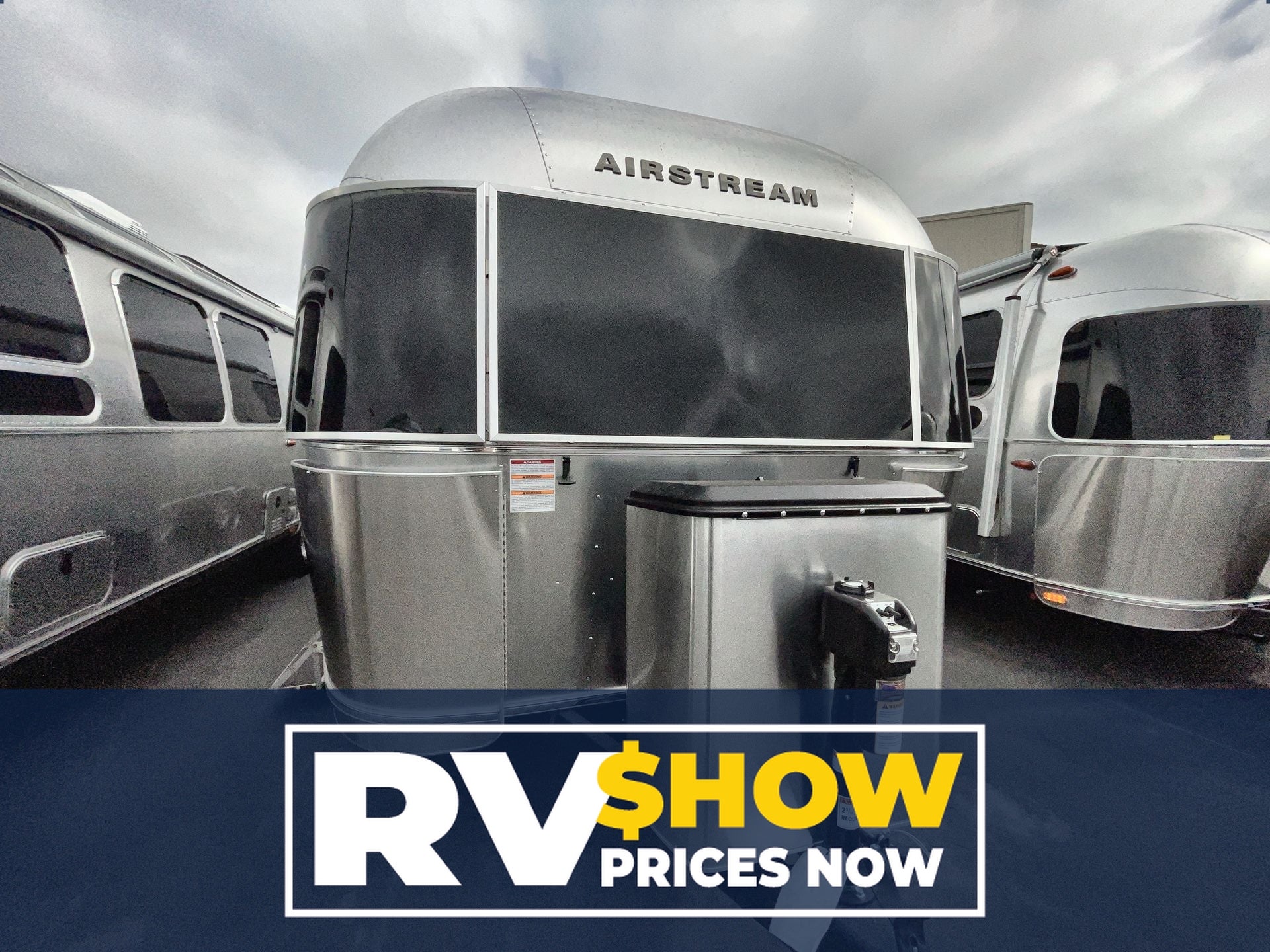 2025 Airstream 28RBT Base