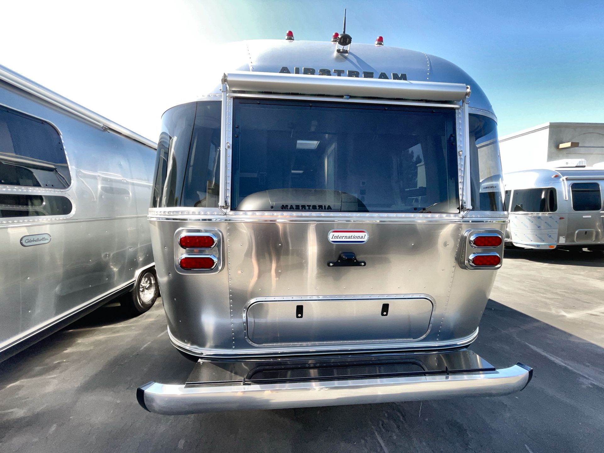 2025 Airstream 30RBT Base