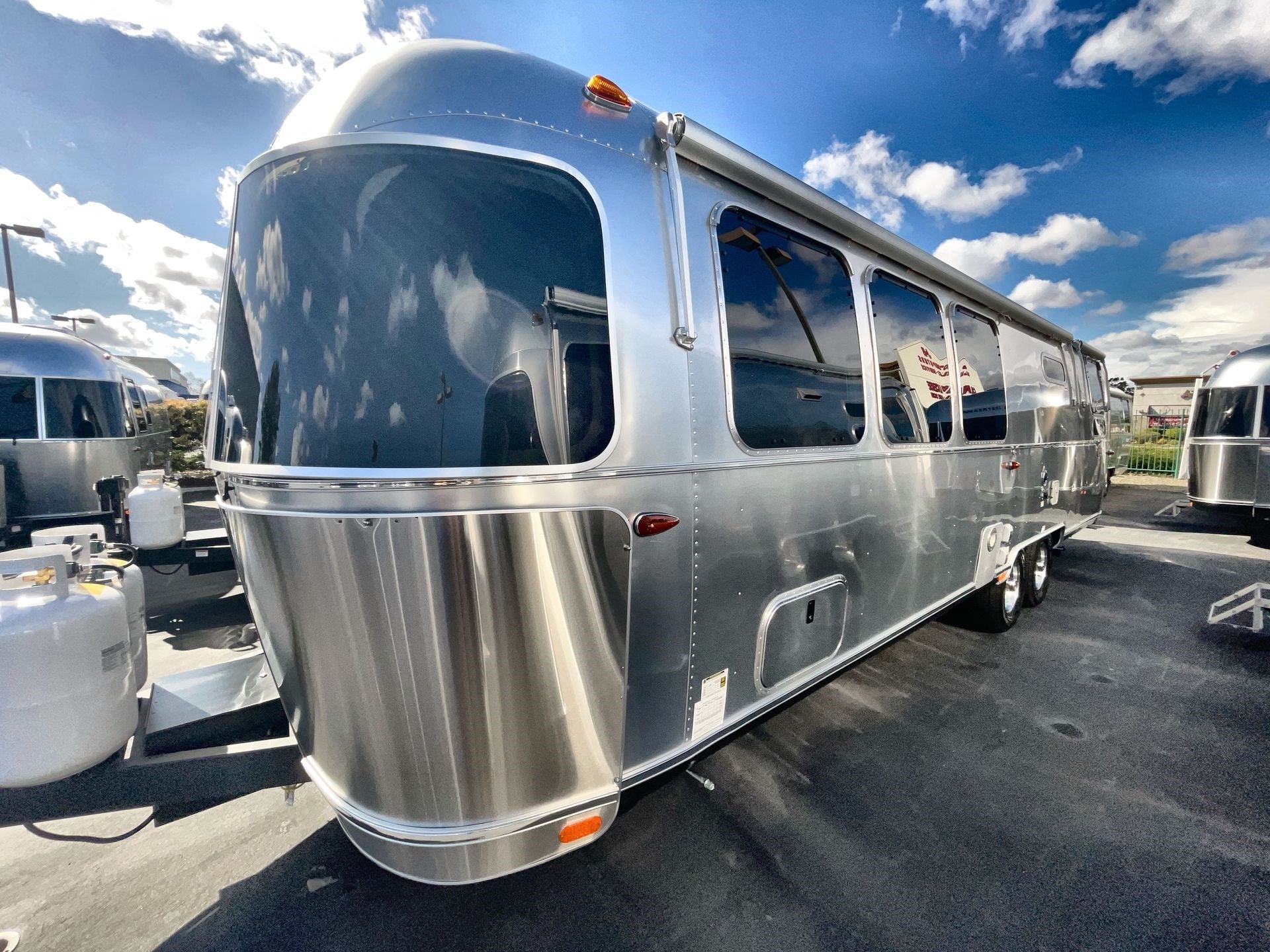 2025 Airstream 30RBQ Base