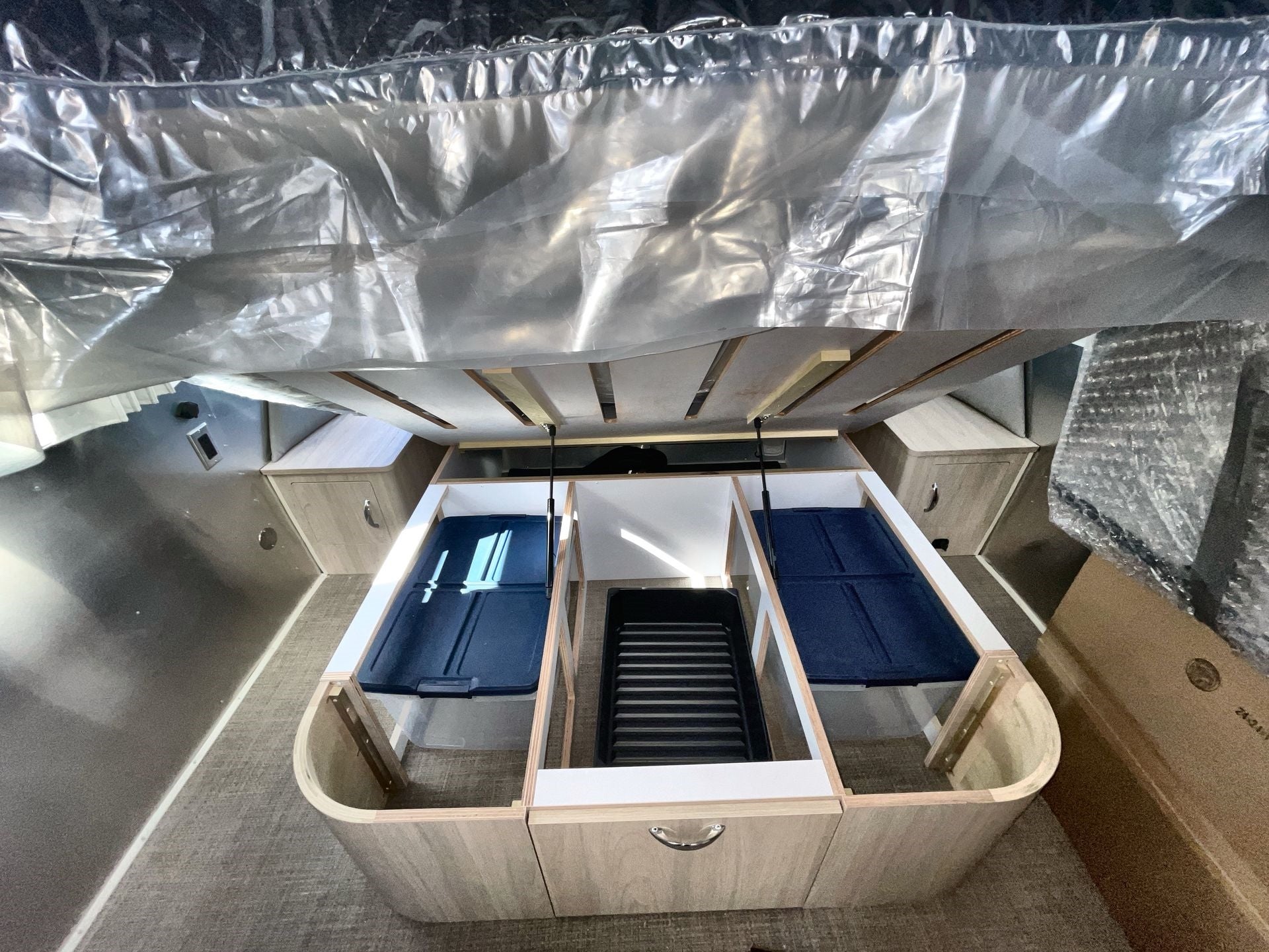 2025 Airstream 30RBQ Base