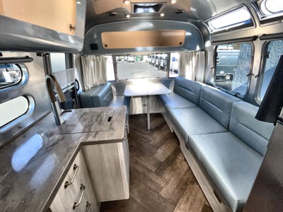 2024 Airstream 27FBT Base
