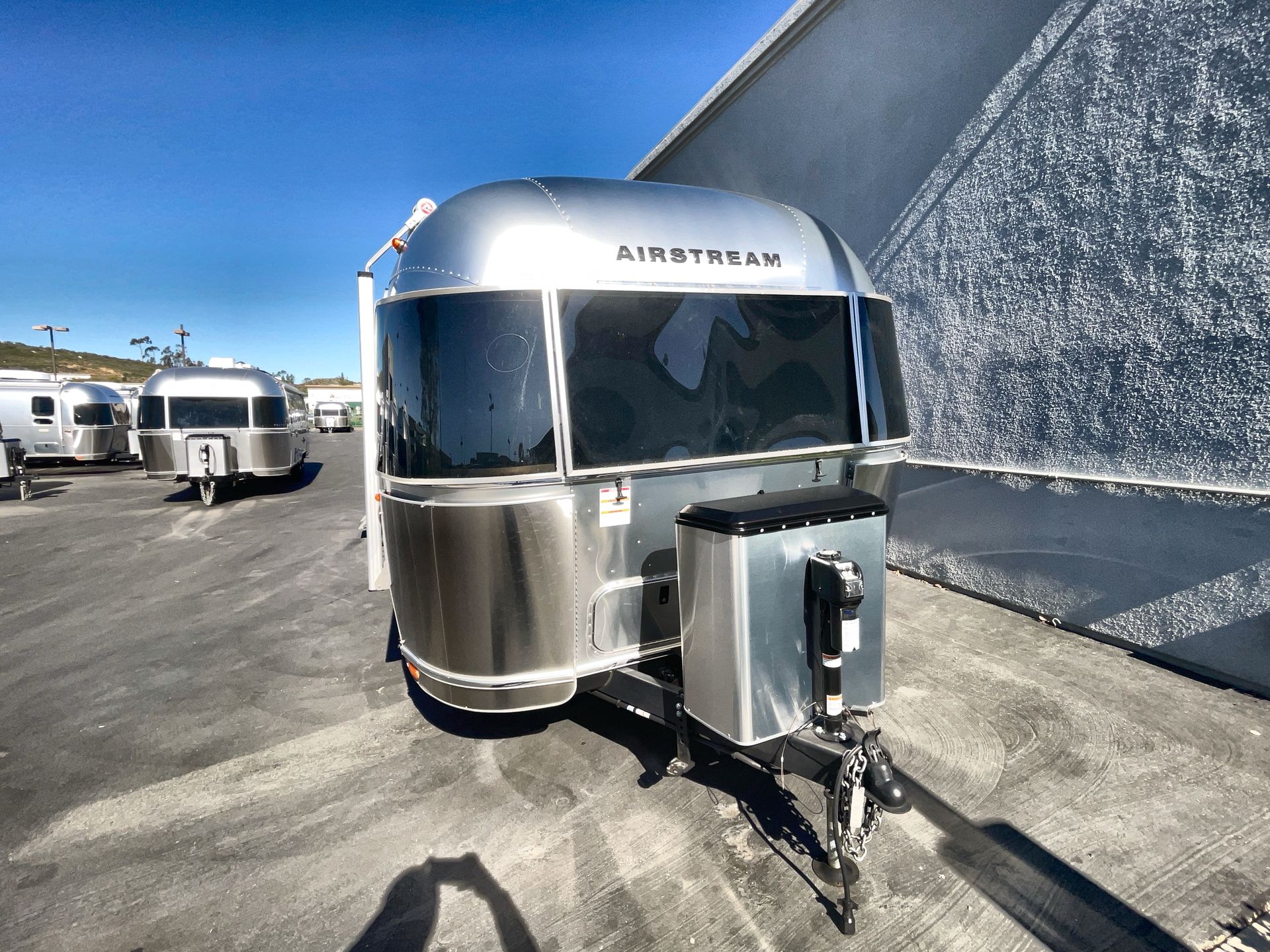 2024 Airstream 27FBT Base