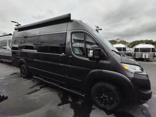 2025 Airstream Rangeline Base