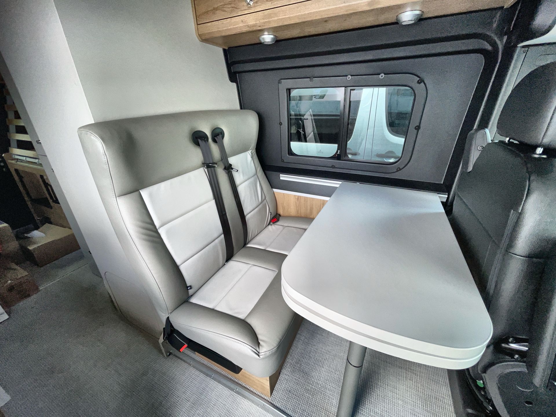 2026 Airstream Rangeline Base