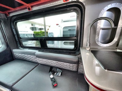 2025 Airstream 19X Base