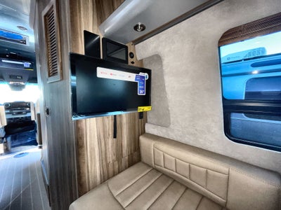 2025 Airstream 24 GL Base