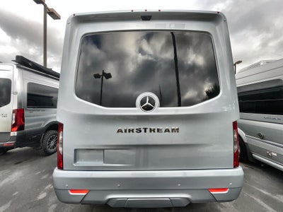 2026 Airstream Murphy Suite Base