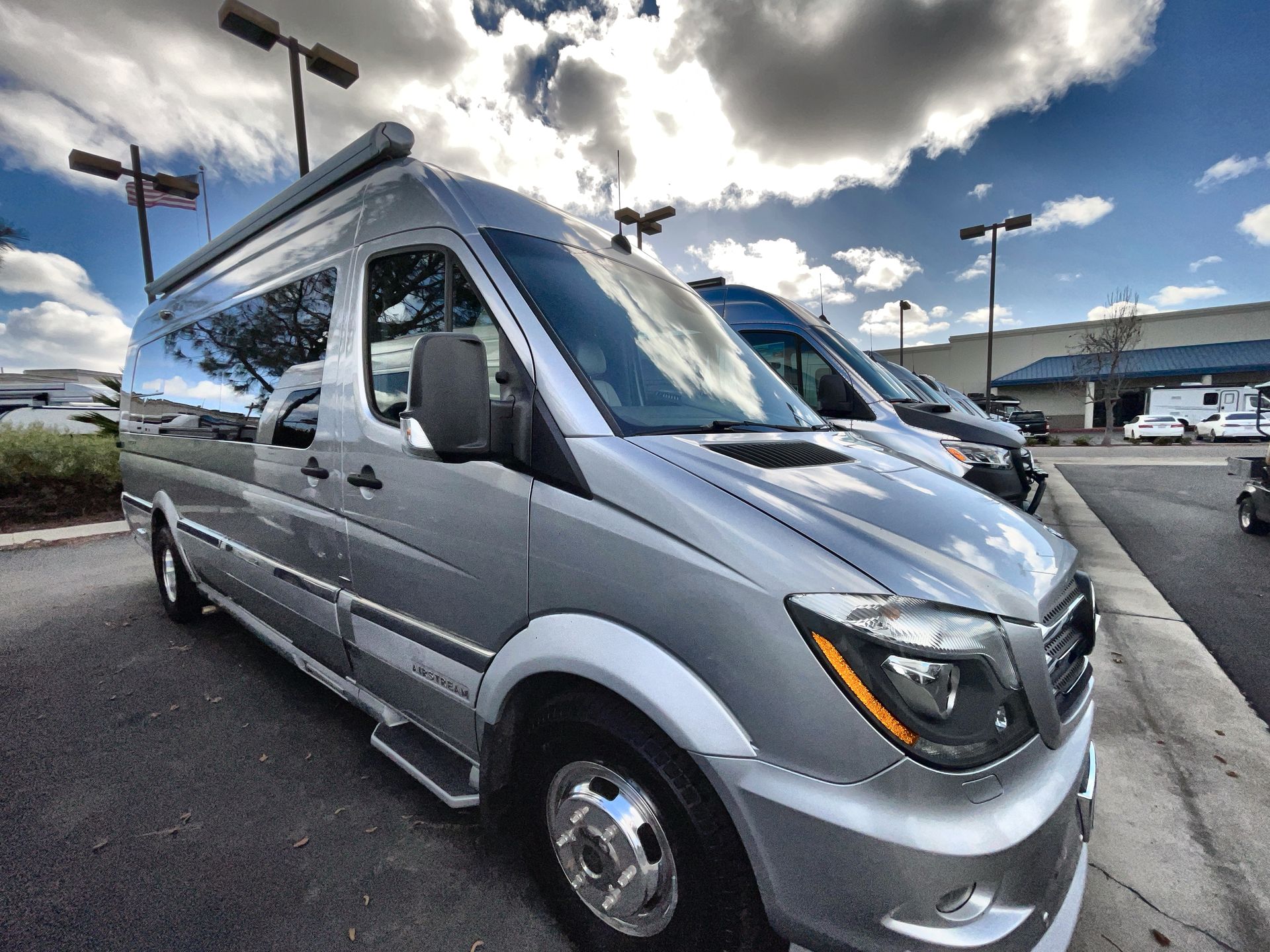 2016 Airstream GRAND TOUR EXT TWIN Base