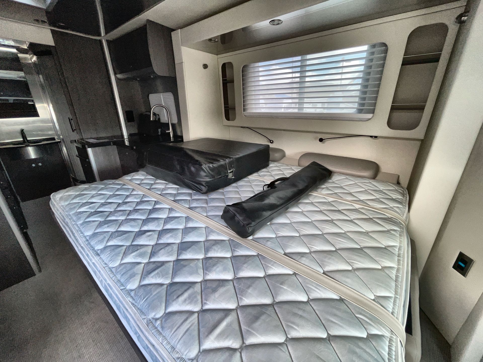 2020 Airstream Murphy Suite Base