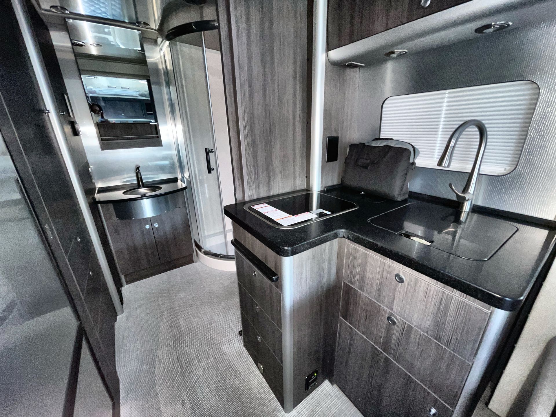 2020 Airstream Murphy Suite Base