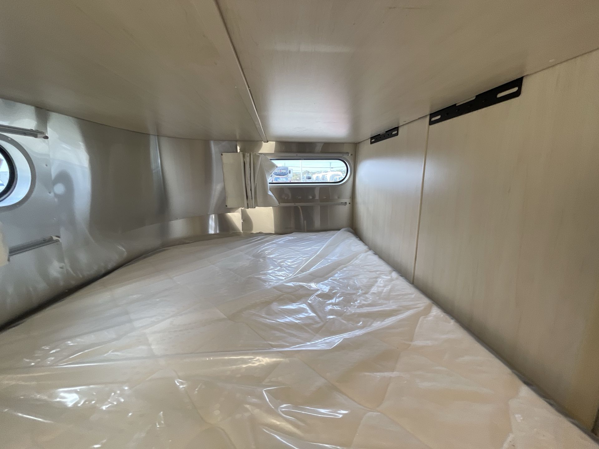 2026 Airstream 30FBBQ Base