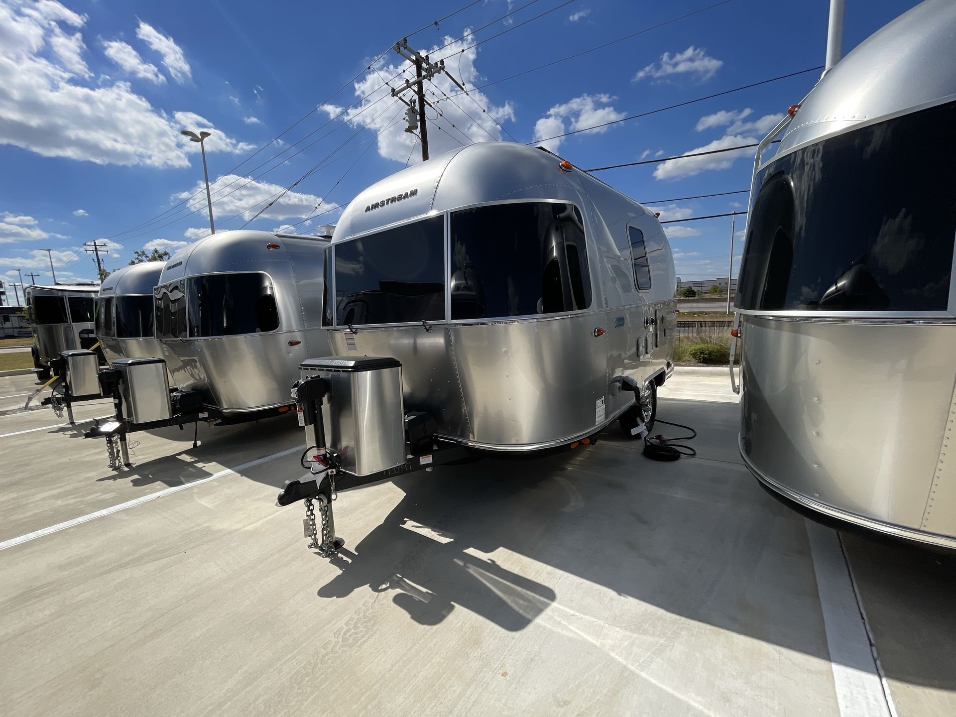 2026 Airstream 16RB Base