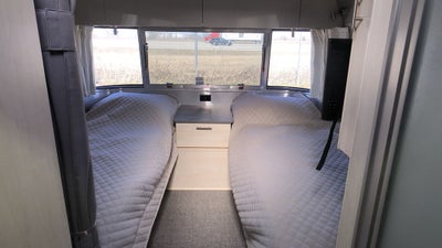 2026 Airstream 28RBT Base