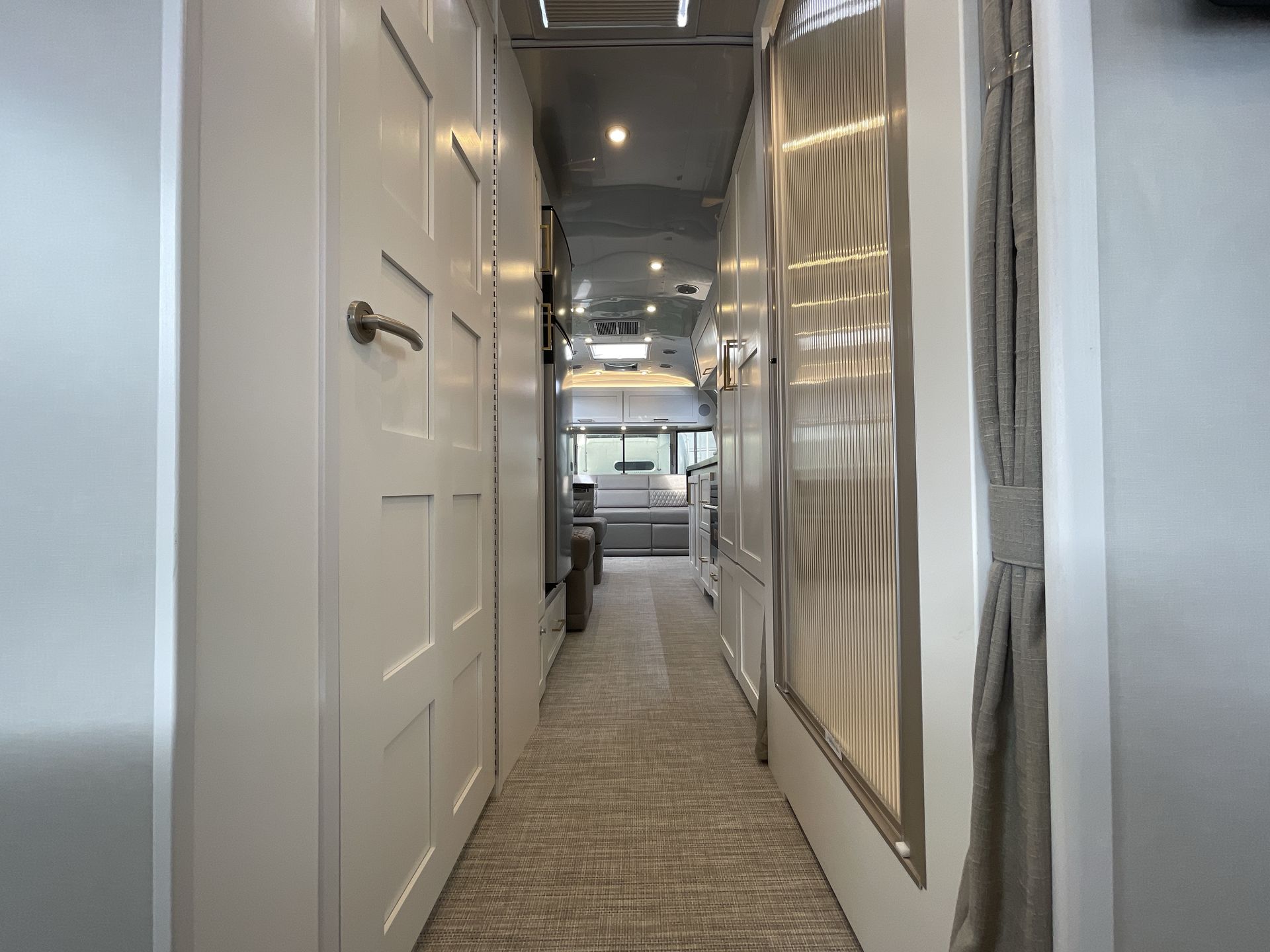 2026 Airstream 30RBQ Base