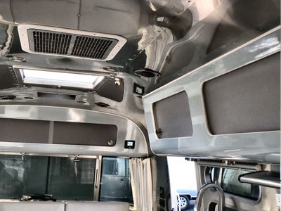 2026 Airstream 30RBT Base