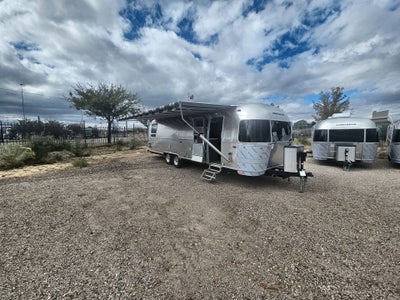 2026 Airstream 30RBQ Base