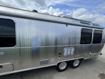 2026 Airstream 25FBT Base