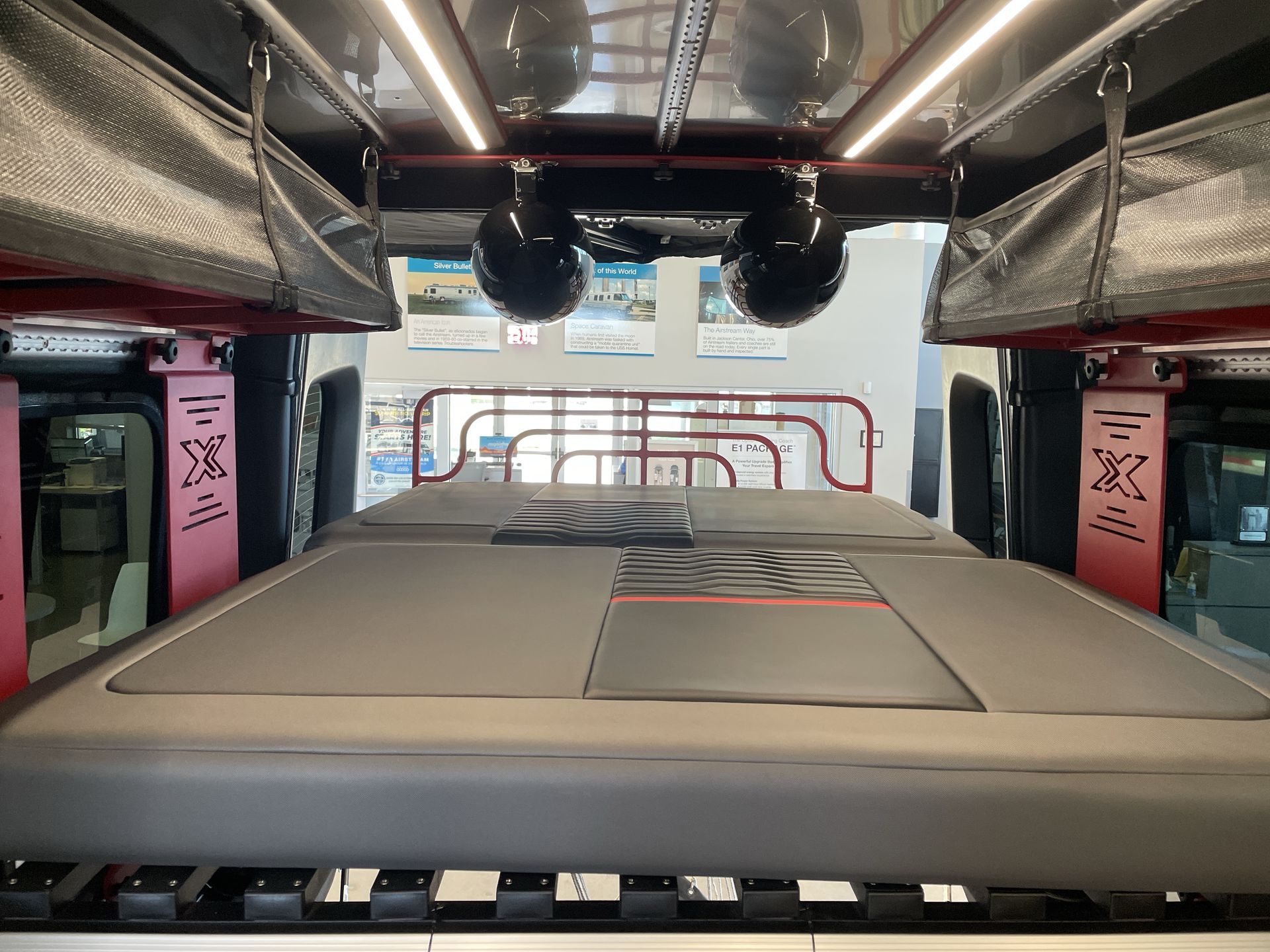 2026 Airstream 19X LE Outland Base