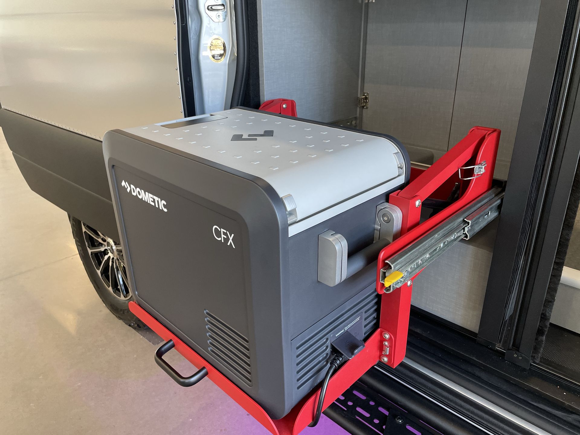 2026 Airstream 19X LE Outland Base