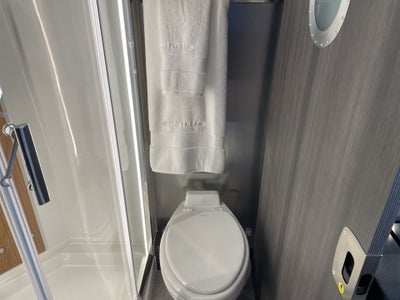 2026 Airstream Murphy Suite Base