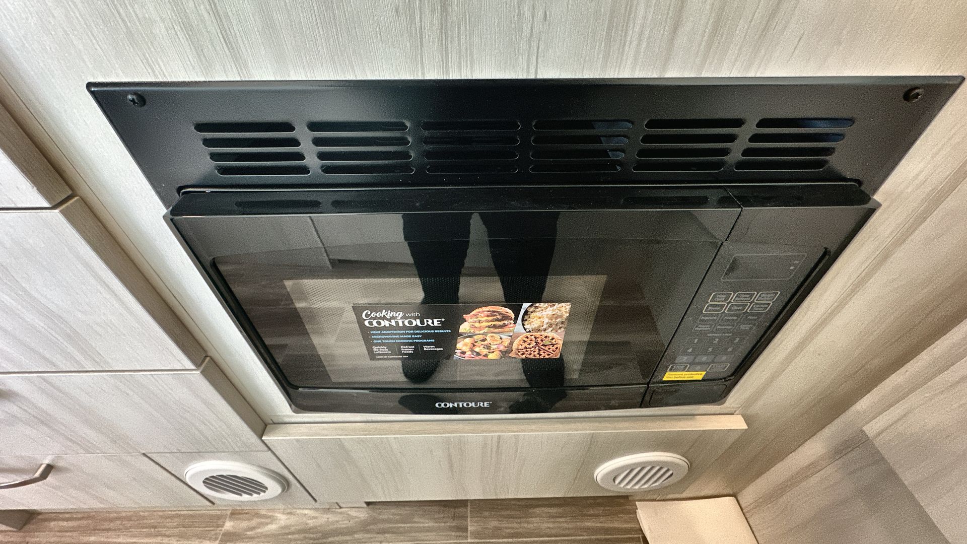 2025 Airstream 20FB Base