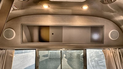 2025 Airstream 16RB Base