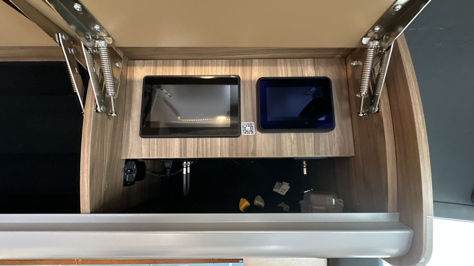 2025 Airstream 24 GL Base