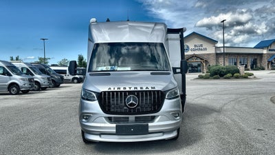 2026 Airstream Murphy Suite Base