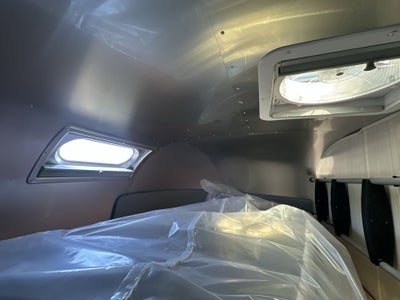 2026 Airstream 30FBBT Base