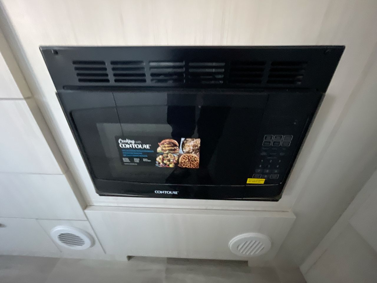 2025 Airstream 20FB Base