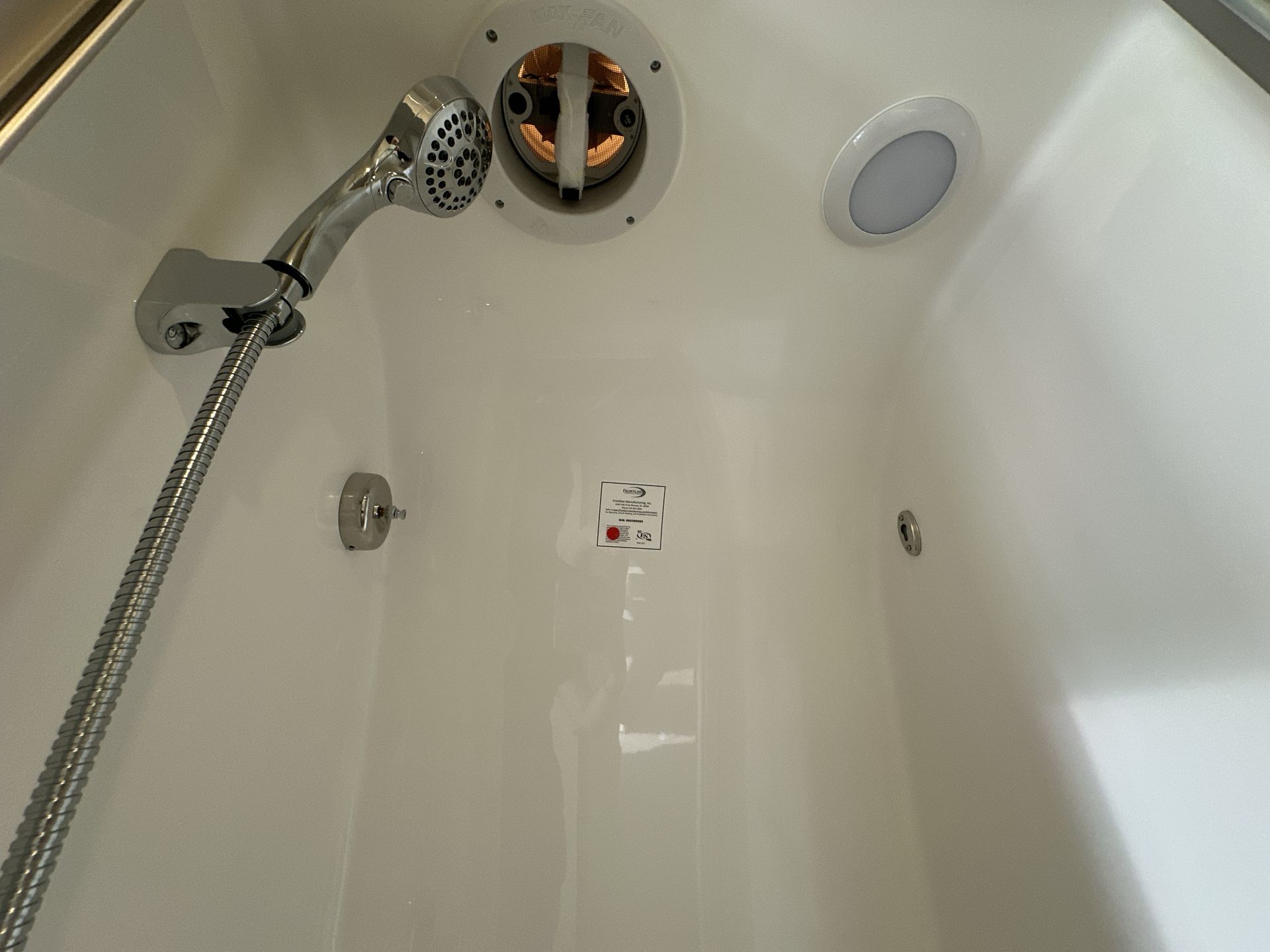 2025 Airstream 25FBQ Base