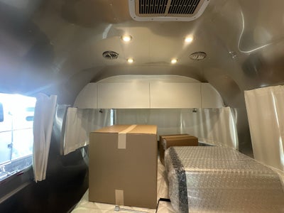 2025 Airstream 25FBQ Base