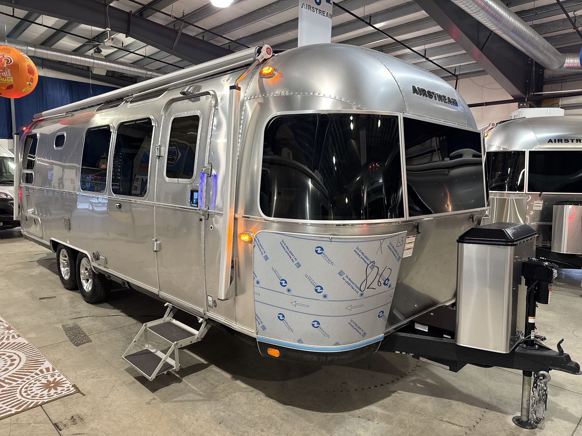 2026 Airstream 28RBT Base