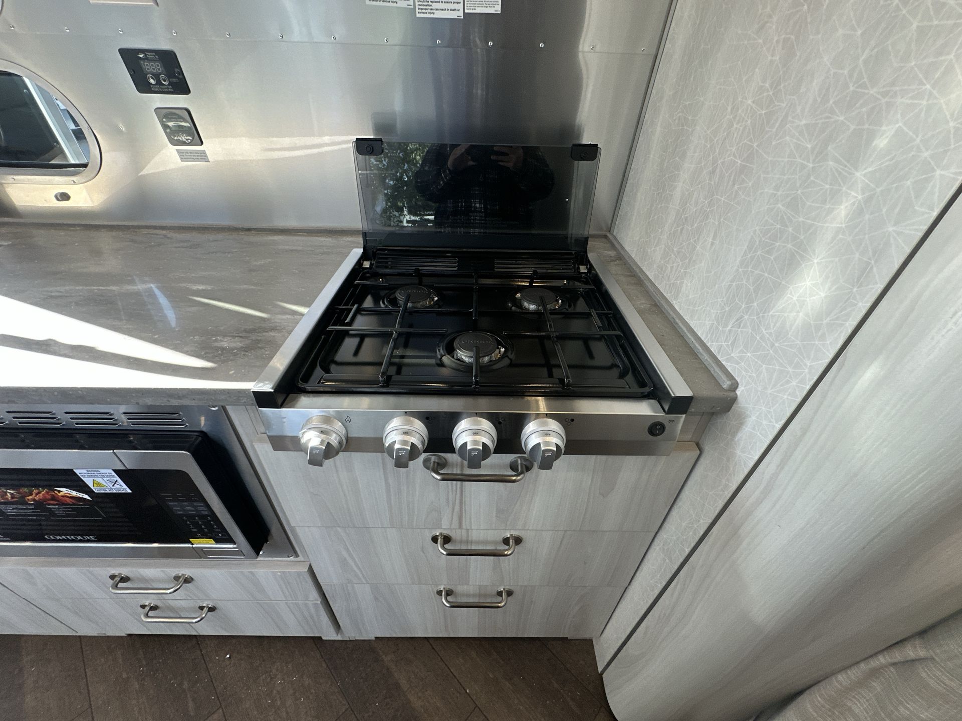 2026 Airstream 30RBQ Base