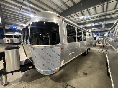 2026 Airstream 30RBQ Base