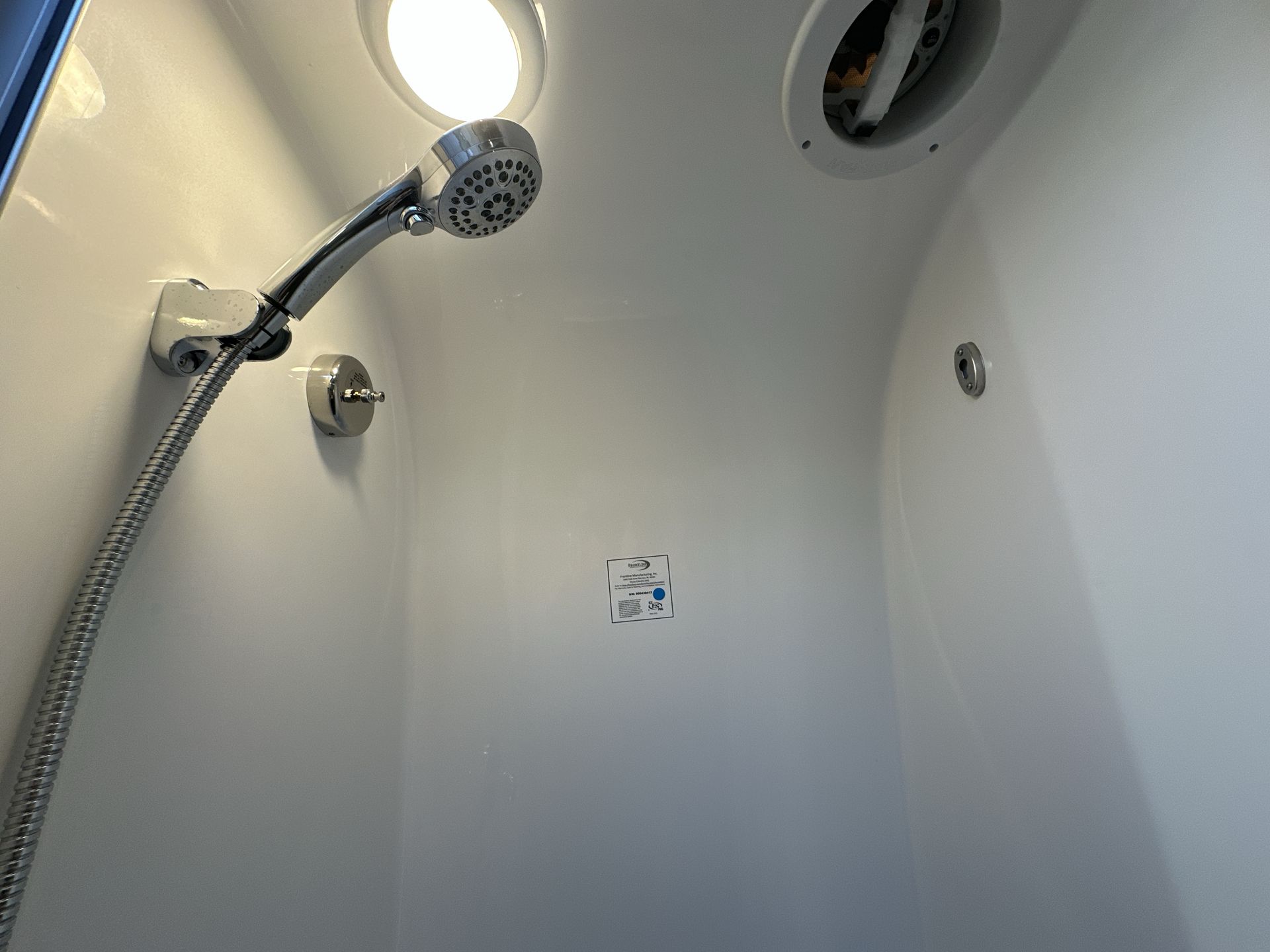 2026 Airstream 27FBQ Base