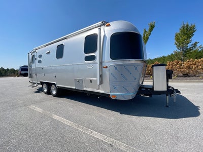 2026 Airstream 25FBT Base