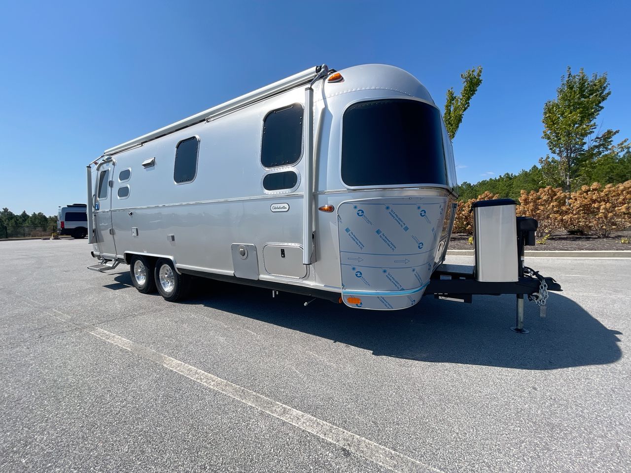 2026 Airstream 25FBT Base